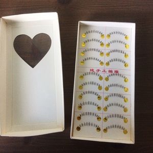 100 Pairs False Lashes Clear Band Handmade